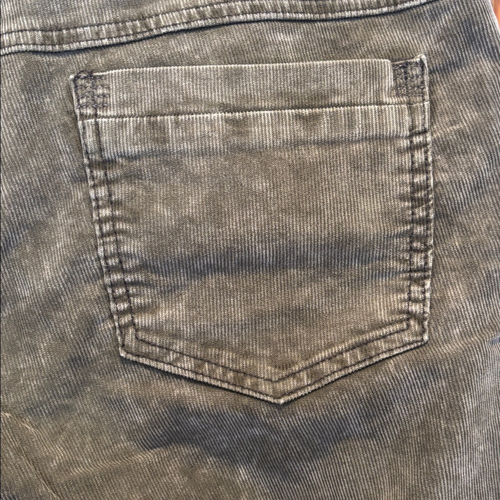 Free People Skinny Corduroy Jeans in Black Olive Distressed Acid Wash Size 31 - Picture 4 of 5